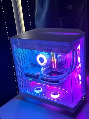 VICE X | 4070 + R7800X3D